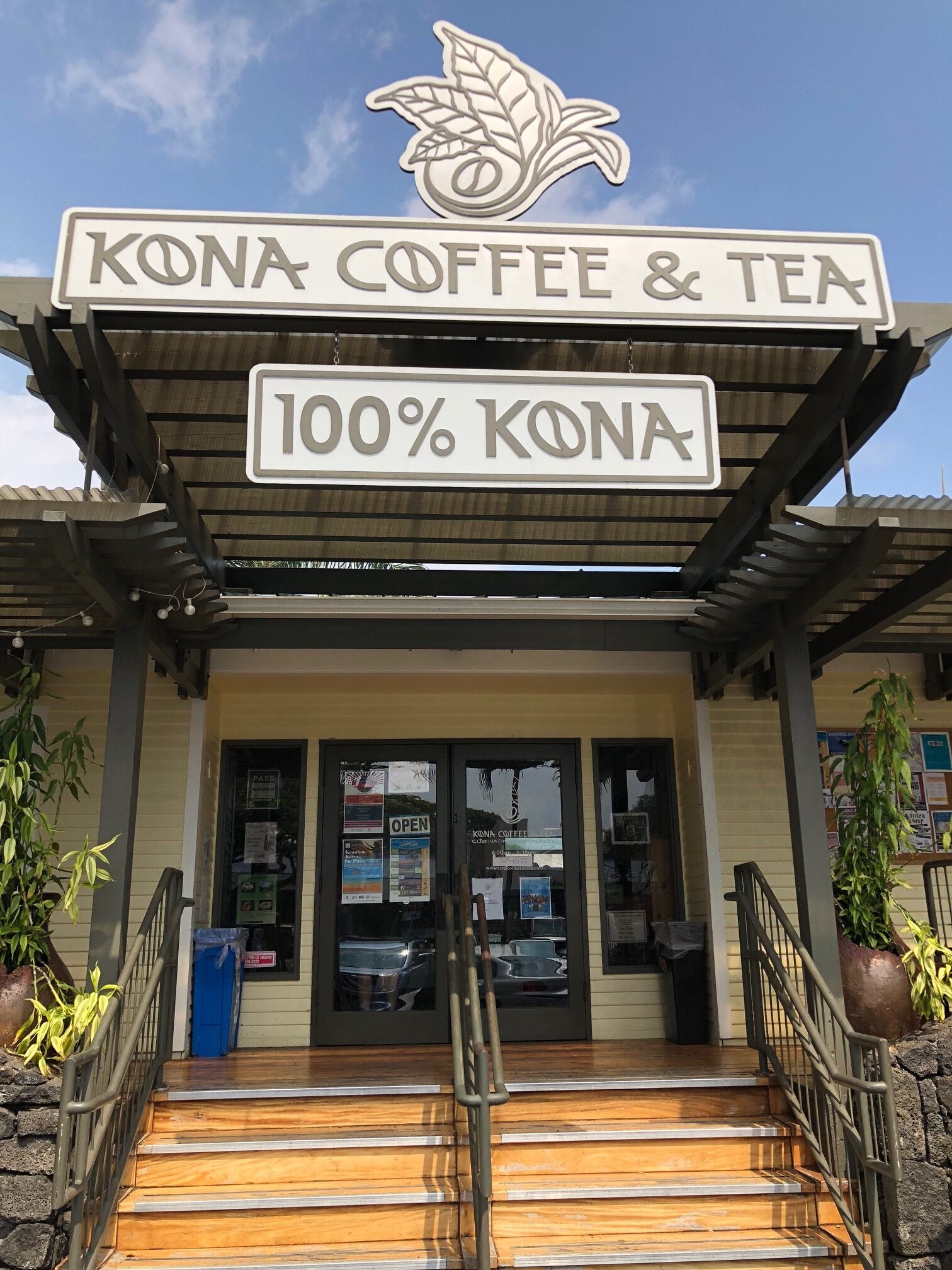 Entrance to Kona Coffee & Tea coffee shop.